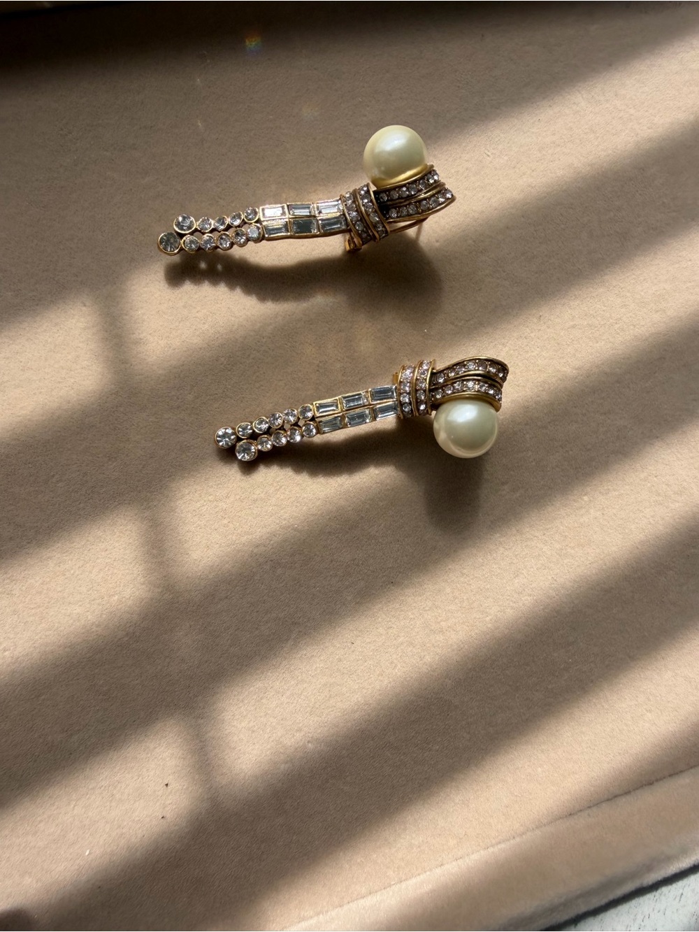 Vintage inspred 925s posts Gold-Tone Pearl & Crystal Drop Earrings